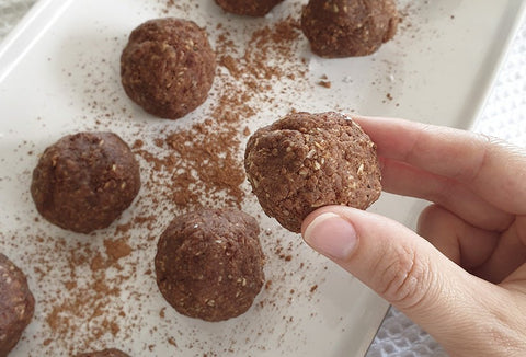 Easy Choc Peanut Butter Protein Balls